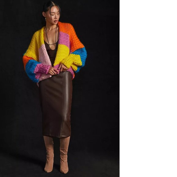 COPY - Hope Macaulay Hand-Knit Daphne Cardigan Sweater - Picture 4 of 8